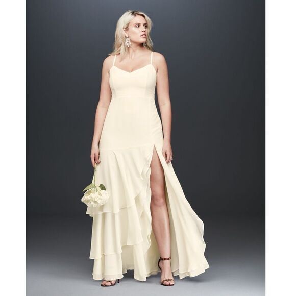David’s Bridal Fame & Partners Ophelia cream formal maxi - Picture 1 of 13